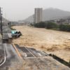 西日本襲った前代未聞の豪雨　広範囲に及ぶ深刻な被害　問われる国の対応