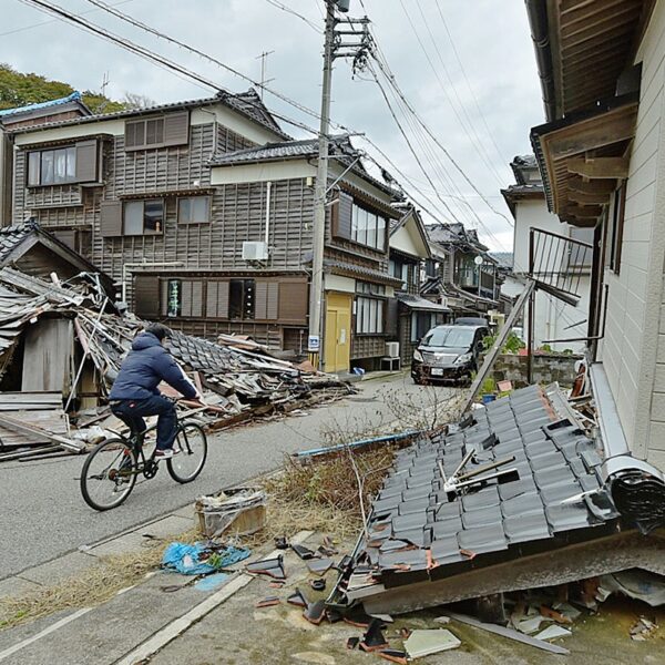 コスト重視で被災者切り捨て 震災から1年迎える能登半島 地震と豪雨に